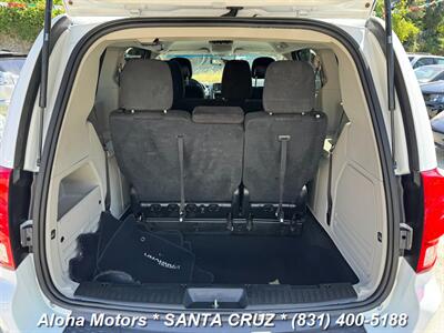 2017 Dodge Grand Caravan SE   - Photo 15 - Santa Cruz, CA 95060