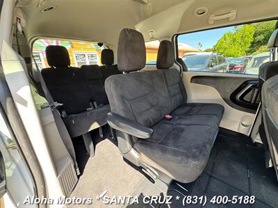 2017 Dodge Grand Caravan SE   - Photo 18 - Santa Cruz, CA 95060