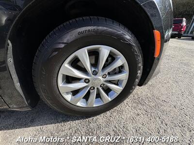 2018 Chrysler Pacifica Touring L Plus   - Photo 9 - Santa Cruz, CA 95060