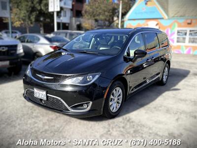 2018 Chrysler Pacifica Touring L Plus   - Photo 3 - Santa Cruz, CA 95060