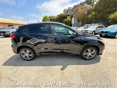 2019 Honda HR-V Touring   - Photo 8 - Santa Cruz, CA 95060