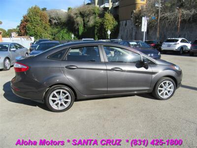 2019 Ford Fiesta SE   - Photo 8 - Santa Cruz, CA 95060