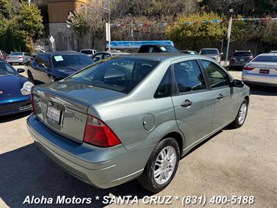 2006 Ford Focus ZX4 S - Photo 7 - Santa Cruz, CA 95060