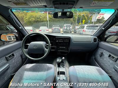2000 Toyota Tacoma SR5 V6   - Photo 10 - Santa Cruz, CA 95060