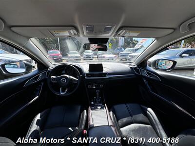 2017 Mazda Mazda3 Touring   - Photo 9 - Santa Cruz, CA 95060