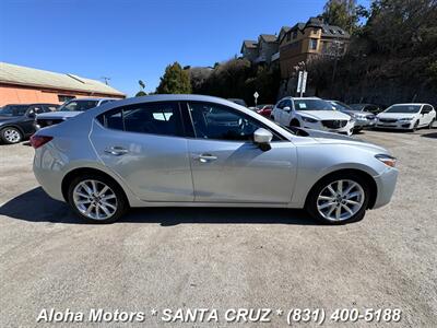 2017 Mazda Mazda3 Touring   - Photo 8 - Santa Cruz, CA 95060