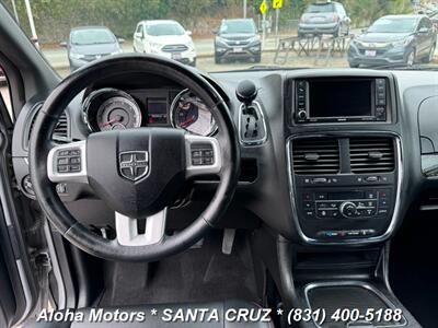 2018 Dodge Grand Caravan GT   - Photo 11 - Santa Cruz, CA 95060