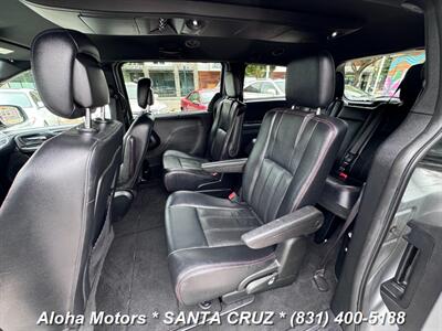 2018 Dodge Grand Caravan GT   - Photo 14 - Santa Cruz, CA 95060