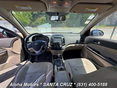 2011 Hyundai ELANTRA Touring SE   - Photo 11 - Santa Cruz, CA 95060