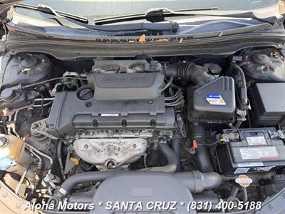 2011 Hyundai ELANTRA Touring SE   - Photo 16 - Santa Cruz, CA 95060