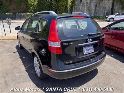 2011 Hyundai ELANTRA Touring SE   - Photo 5 - Santa Cruz, CA 95060