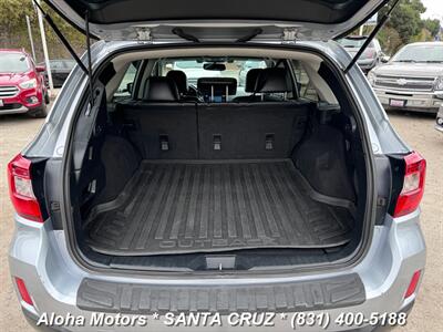 2015 Subaru Outback 2.5i Limited   - Photo 16 - Santa Cruz, CA 95060