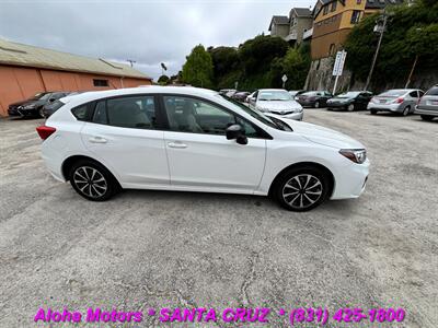 2018 Subaru Impreza 2.0i   - Photo 8 - Santa Cruz, CA 95060