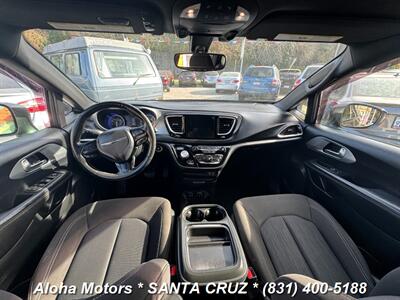 2020 Chrysler Pacifica Touring   - Photo 12 - Santa Cruz, CA 95060