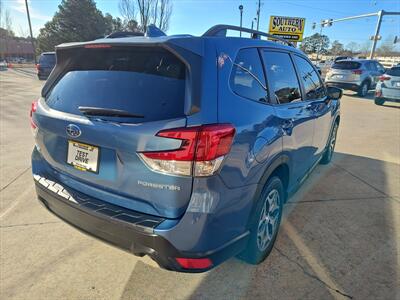 2019 Subaru Forester Premium   - Photo 5 - Woodstock, GA 30188