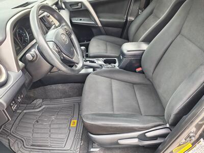 2017 Toyota RAV4 LE - Photo 11 - Woodstock, GA 30188