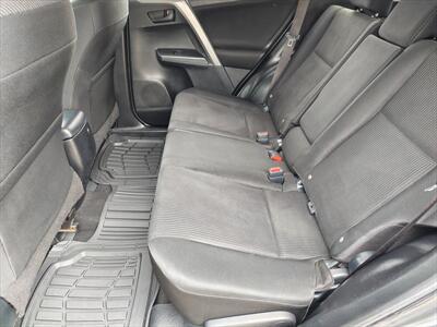 2017 Toyota RAV4 LE - Photo 17 - Woodstock, GA 30188