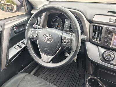 2017 Toyota RAV4 LE - Photo 18 - Woodstock, GA 30188