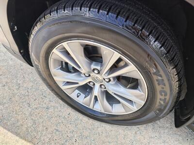 2014 Toyota Highlander XLE - Photo 8 - Woodstock, GA 30188