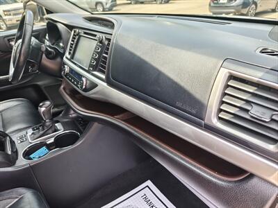 2014 Toyota Highlander XLE - Photo 13 - Woodstock, GA 30188