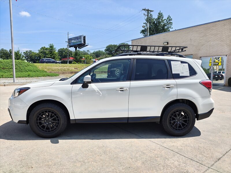 2018 Subaru Forester Premium - Photo 8