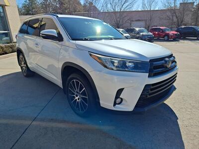 2018 Toyota Highlander SE   - Photo 3 - Woodstock, GA 30188