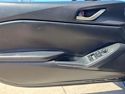 2016 Mazda MX-5 Miata Sport - Photo 21 - Woodstock, GA 30188