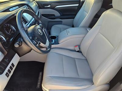 2016 Toyota Highlander XLE V6   - Photo 11 - Woodstock, GA 30188