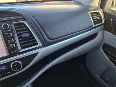 2016 Toyota Highlander XLE V6   - Photo 21 - Woodstock, GA 30188