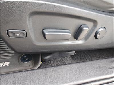 2017 Toyota Highlander Hybrid Limited   - Photo 38 - Woodstock, GA 30188