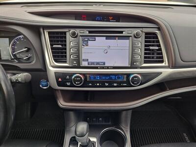 2017 Toyota Highlander Hybrid Limited   - Photo 21 - Woodstock, GA 30188
