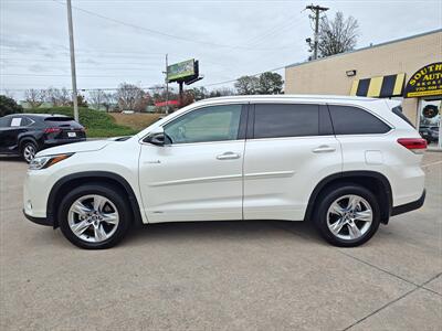 2017 Toyota Highlander Hybrid Limited   - Photo 8 - Woodstock, GA 30188
