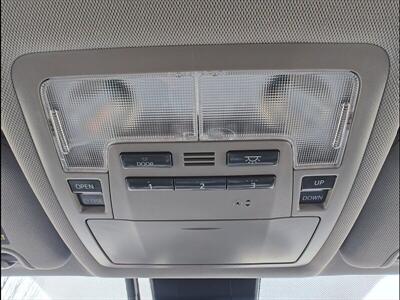 2017 Toyota Highlander Hybrid Limited   - Photo 31 - Woodstock, GA 30188