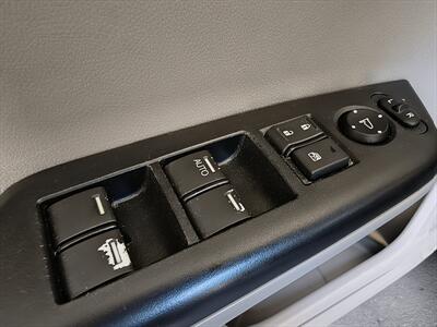 2013 Honda Civic EX-L w/Navi - Photo 32 - Woodstock, GA 30188