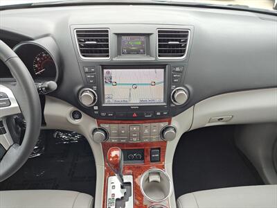 2012 Toyota Highlander Limited   - Photo 21 - Woodstock, GA 30188
