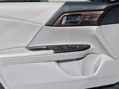 2017 Honda Accord EX-L w/Navigation and Honda Sensing - Photo 29 - Woodstock, GA 30188