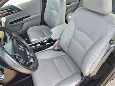 2017 Honda Accord EX-L w/Navigation and Honda Sensing - Photo 12 - Woodstock, GA 30188