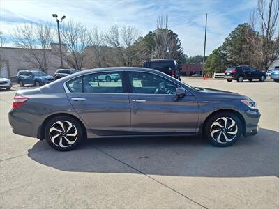 2017 Honda Accord EX-L w/Navigation and Honda Sensing - Photo 4 - Woodstock, GA 30188