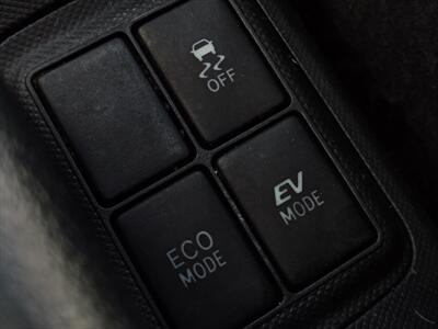 2018 Toyota Prius c Three   - Photo 19 - Woodstock, GA 30188