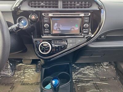 2018 Toyota Prius c Three   - Photo 14 - Woodstock, GA 30188