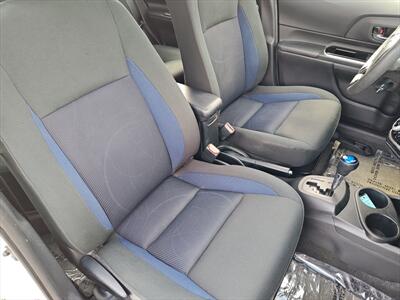 2018 Toyota Prius c Three   - Photo 10 - Woodstock, GA 30188