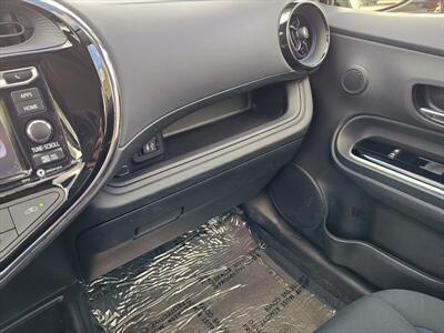 2018 Toyota Prius c Three   - Photo 15 - Woodstock, GA 30188