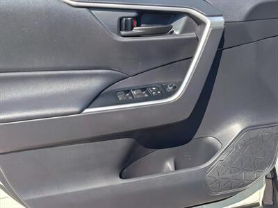 2019 Toyota RAV4 LE   - Photo 29 - Woodstock, GA 30188
