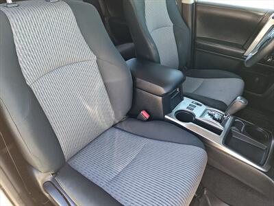 2019 Toyota 4Runner SR5   - Photo 15 - Woodstock, GA 30188