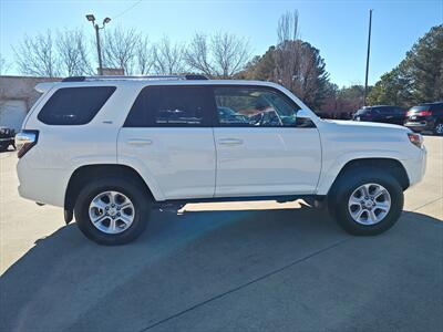2019 Toyota 4Runner SR5   - Photo 4 - Woodstock, GA 30188