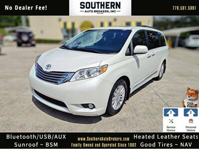 2017 Toyota Sienna XLE 8 Passenger   - Photo 1 - Woodstock, GA 30188