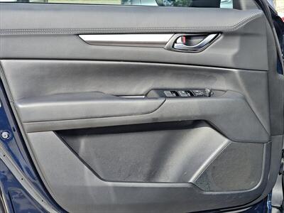 2017 Mazda CX-5 Touring   - Photo 31 - Woodstock, GA 30188