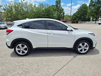 2020 Honda HR-V LX   - Photo 5 - Woodstock, GA 30188