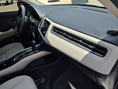 2020 Honda HR-V LX   - Photo 16 - Woodstock, GA 30188
