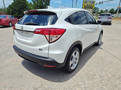 2020 Honda HR-V LX   - Photo 6 - Woodstock, GA 30188